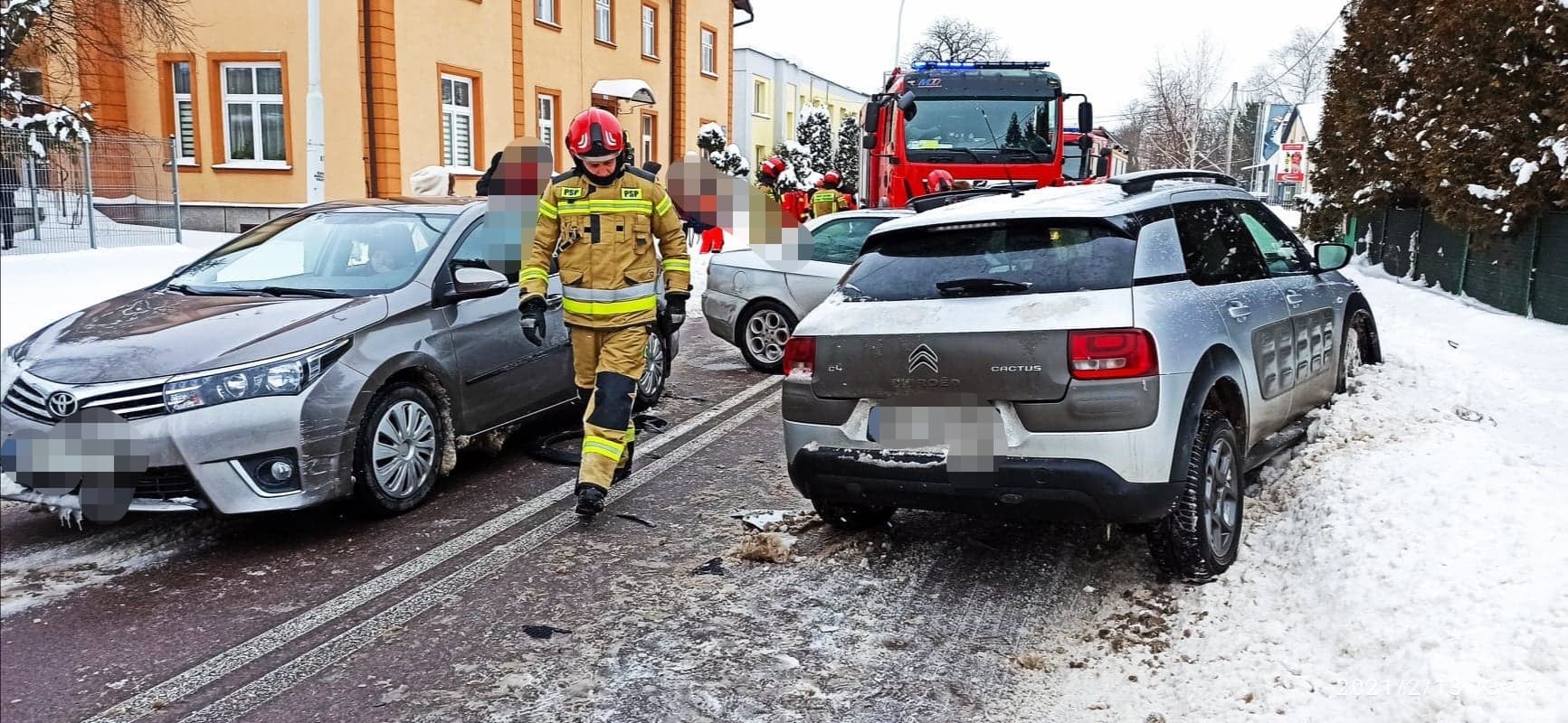 Zderzenie trzech samochodów w Przeworsku 