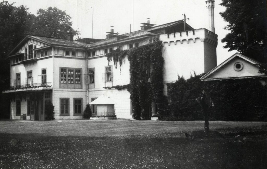 SZCZĘŚLIWE LOSY PAŁACOWEJ KAPLICY W PAŁACU LUBOMIRSKICH W PRZEWORSKU