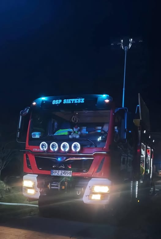 Pożar domu jednorodzinnego w Łopuszce Wielkiej 1 Pożar domu jednorodzinnego w Łopuszce Wielkiej