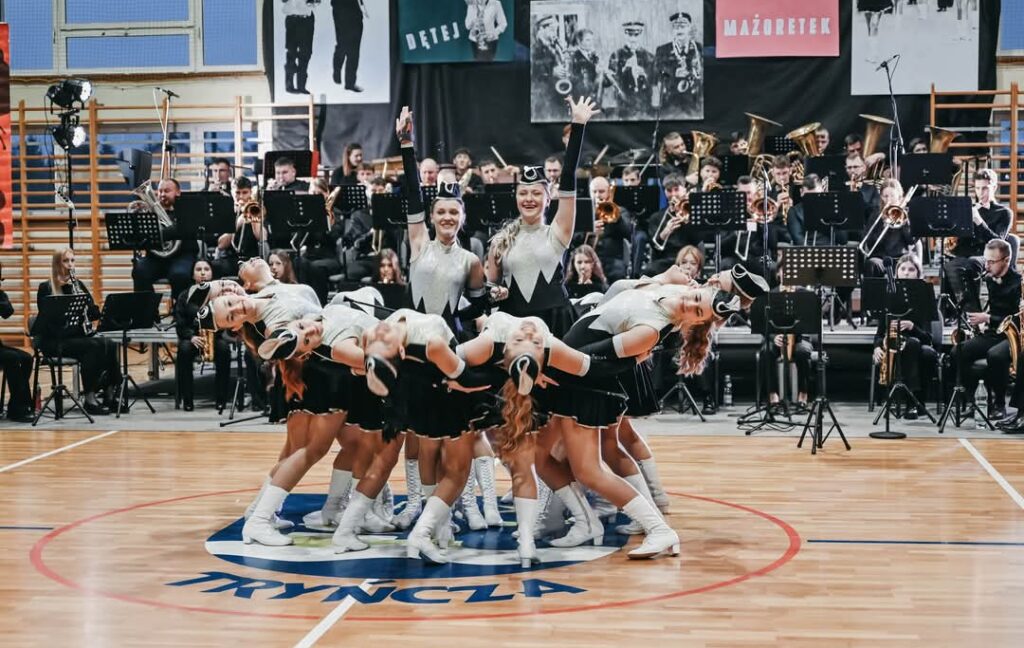 Jubileuszowy Koncert Orkiestry I Finezji: 40 Lat Muzyki, 10 Lat Tańca! [Zdjęcia]