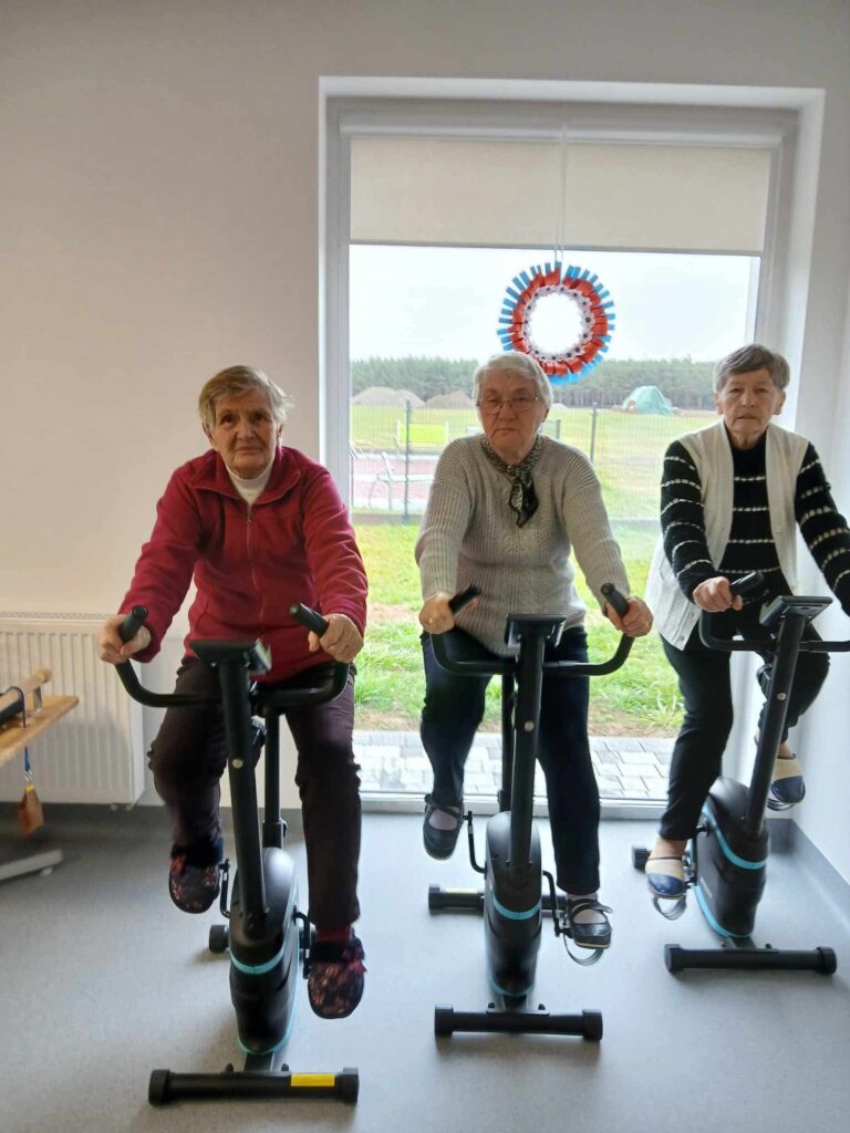 Wiosenne Prace I Radość W Centrum Opiekuńczo-Mieszkalnym W Tryńczy