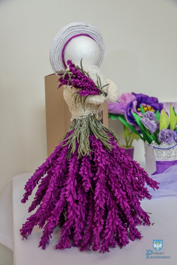 &Quot;Lawendowe Cudeńka Z Papieru&Quot; Nagrodzone! Uroczystość Wręczenia Nagród W Konkursie Plastycznym