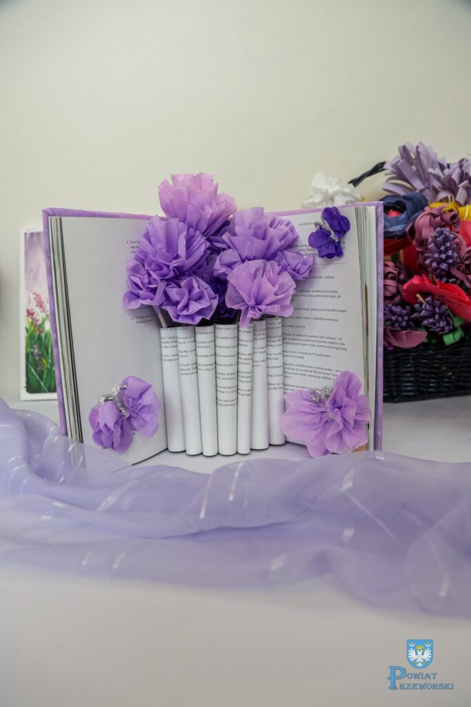 &Quot;Lawendowe Cudeńka Z Papieru&Quot; Nagrodzone! Uroczystość Wręczenia Nagród W Konkursie Plastycznym