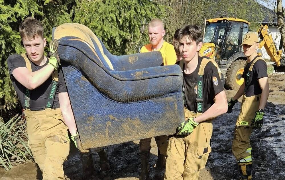 Nieustanna Praca Strażaków Przy Usuwaniu Skutków Podtopień W Pawłosiowie
