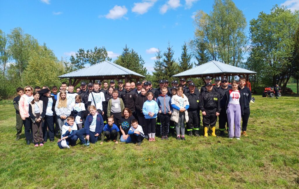 Ponad 90 worków śmieci zebrano podczas akcji „Czysta Rzeka” w Kańczudze