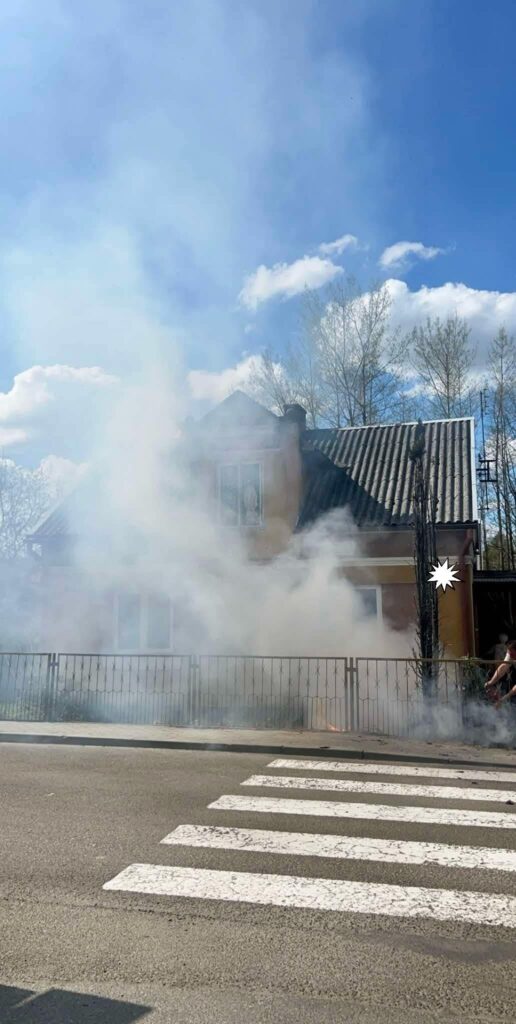 Akcja gaśnicza w Sieteszy. Pożar tuji