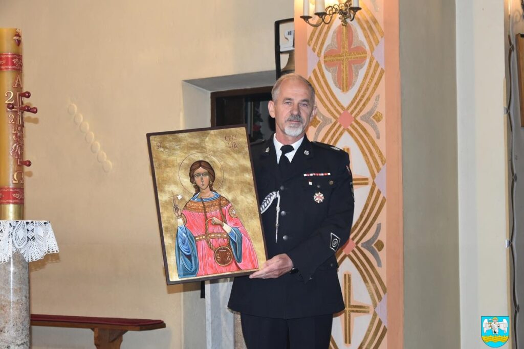 Gmina Gać świętowała Dzień Strażaka. Medale, podziękowania i muzyka 1 Gmina Gać świętowała Dzień Strażaka. Medale, podziękowania i muzyka