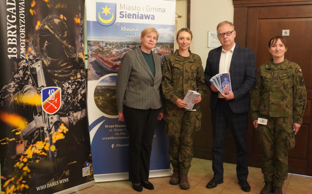 Sieniawa zachęca do służby w 18. Brygadzie Zmotoryzowanej 1 Sieniawa zachęca do służby w 18. Brygadzie Zmotoryzowanej
