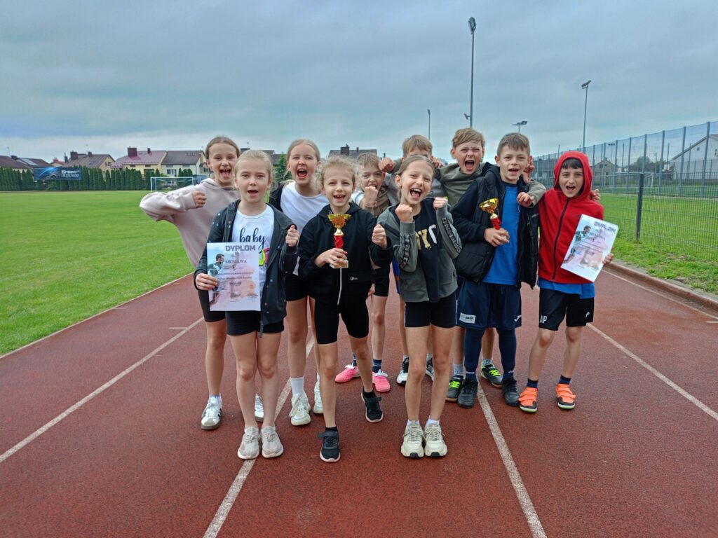 FINAŁ WOJEWÓDZKI W TRÓJBOJU DLA SP SIENIAWA