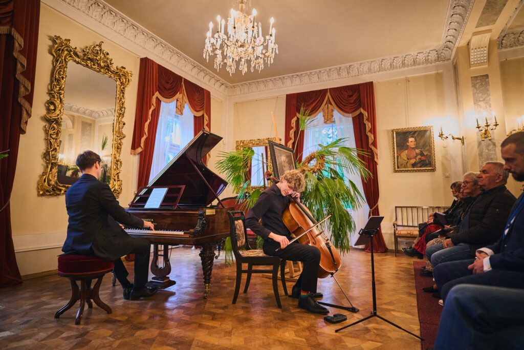 Muzyczna uczta i spotkanie z historią. Ruszyły Koncerty Kameralne