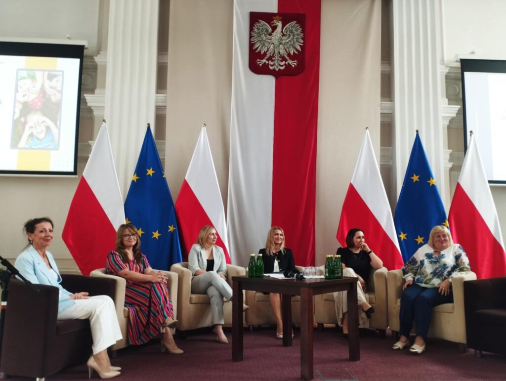 Przedstawiciele MGOPS Sieniawa na Konferencji o Rodzicielstwie Zastępczym w Rzeszowie 1 504959452 640559138989659 4261586551811159200 n