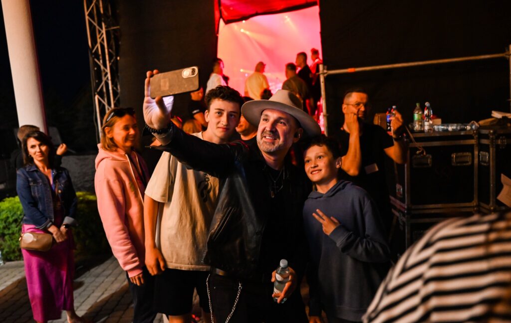 506867450 1104722548355564 1351117294267058271 N