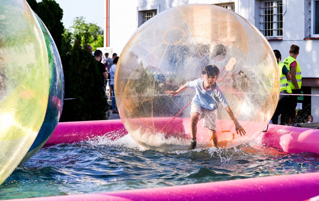 508196891 1104722105022275 8126183513240916483 N