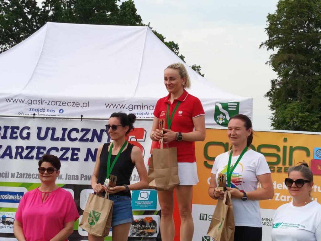 e6a50d75 b819 4e96 a745 35a7f3379476