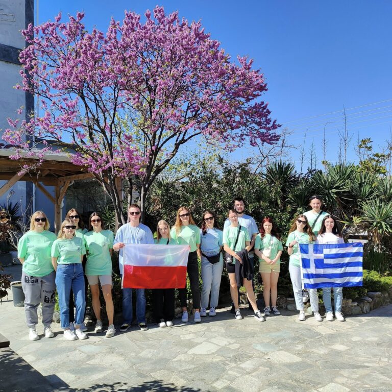 517431832 1227683579148890 732725713780374948 n