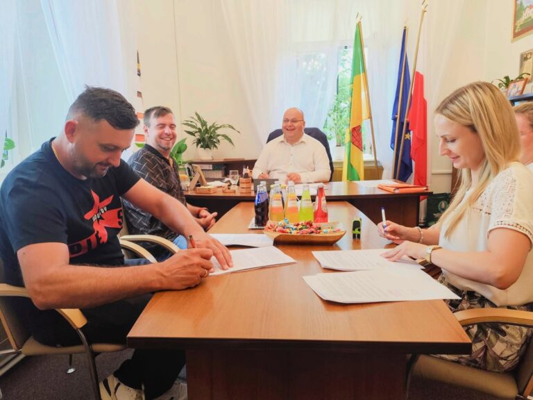 518393033 122181781370310265 63275697883281129 n