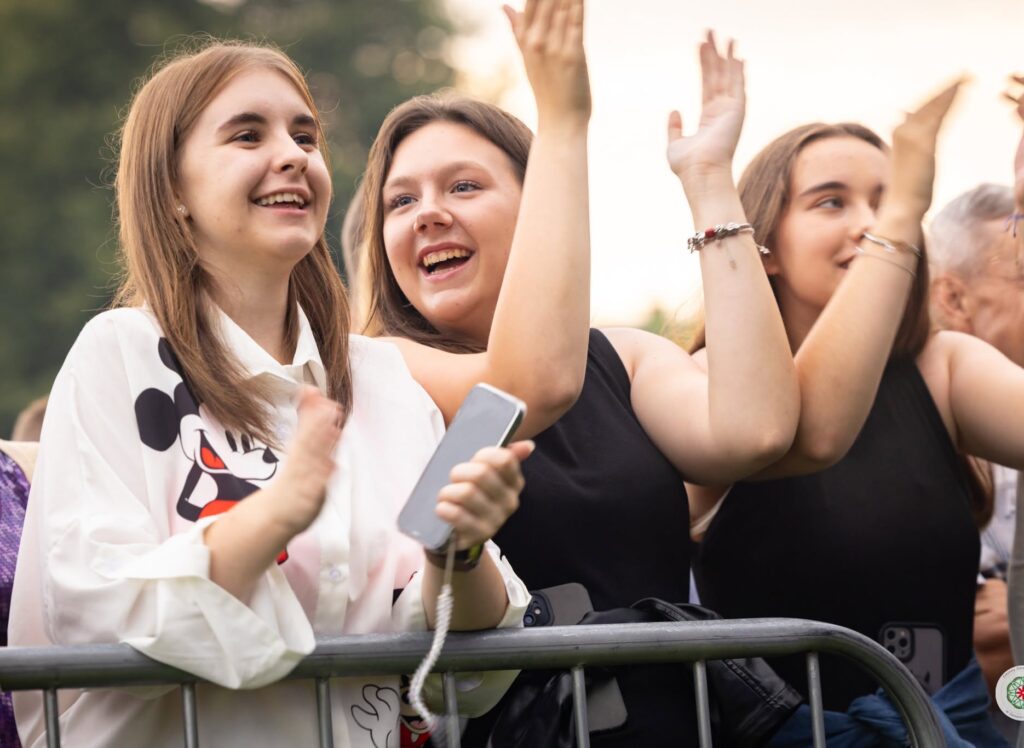 525384307 122137655546416608 161713415564173646 n