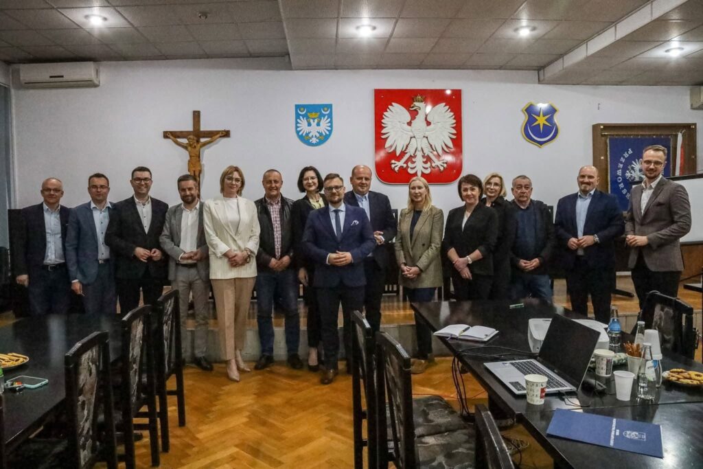 526619180 24243034408669136 6155510526104159076 n