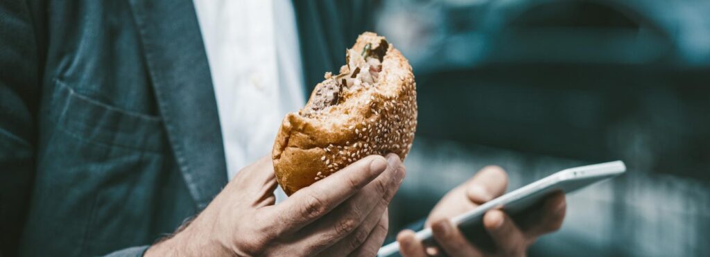 akt wzw hero 2400x868