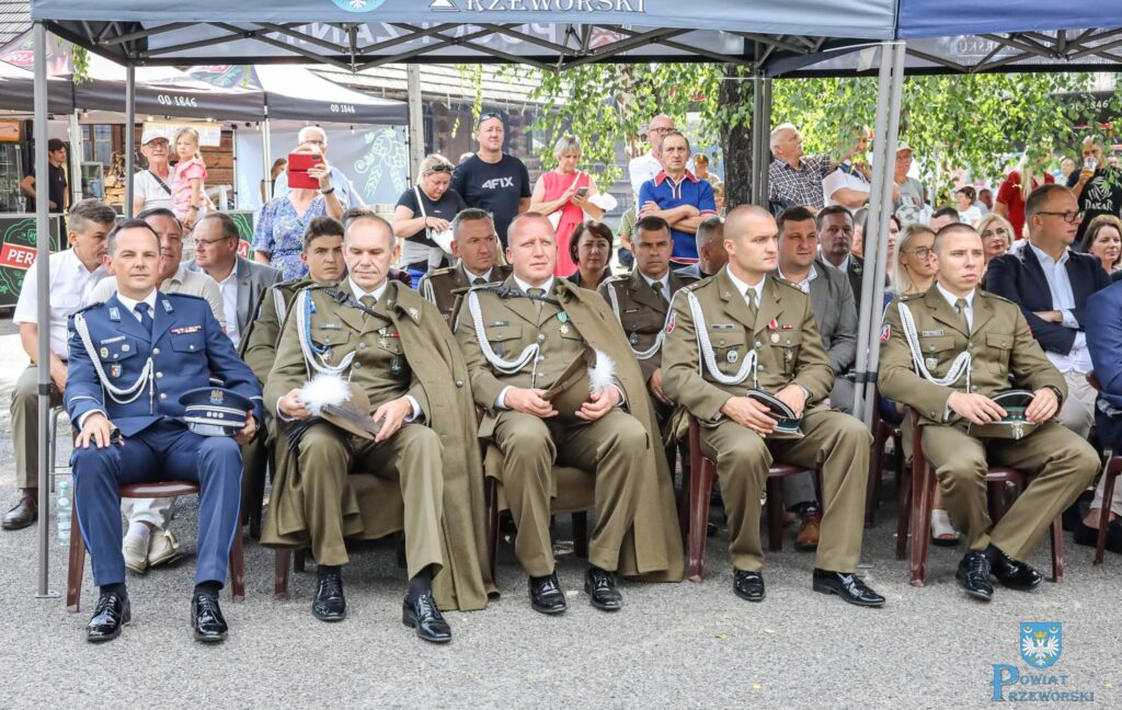 527978654 1073735758294213 7590046909314519065 N 527978654 1073735758294213 7590046909314519065 N