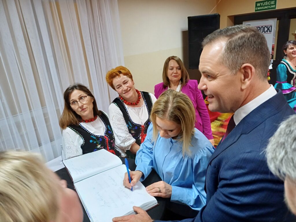 528743374 1204081471764059 1400566157073706229 n