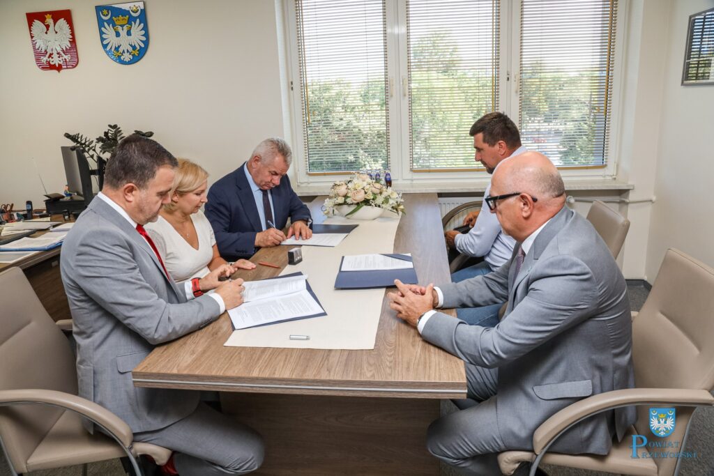 Historyczna Stacja W Hadlach Szklarskich Odzyska Blask. Rusza Remont Za Ponad 1,3 Mln Zł 1 531776853 1080762844258171 489114057507904149 N