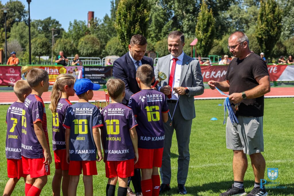 Młode Talenty Z Całego Powiatu Na Murawie. Za Nami Wielki Turniej Piłkarski Dla 9-Latków 1 531787447 1080714337596355 4694962070615804284 N