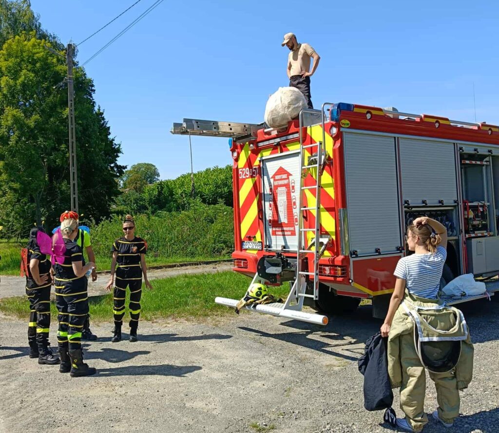 Myślisz, że widziałeś już wszystko na weselach? Zobacz, co przygotowali strażacy w Zarzeczu 2 534604743 771915335485950 161837762372344459 n