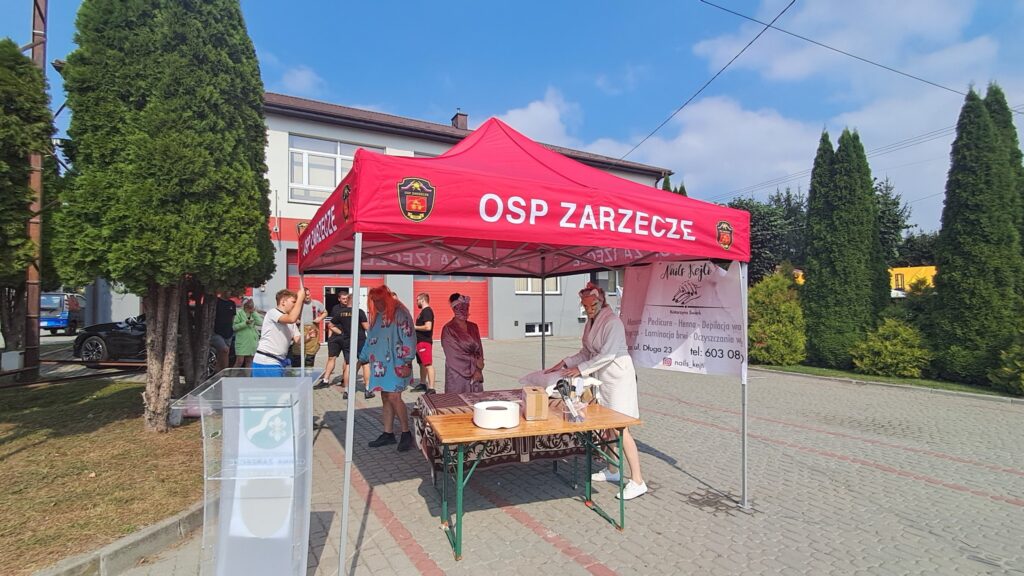 Syreny, pożar i brak paliwa. Niezwykła brama weselna strażaków dla druhny z Zarzecza 3 541694932 788284927182324 2083596607552253242 n