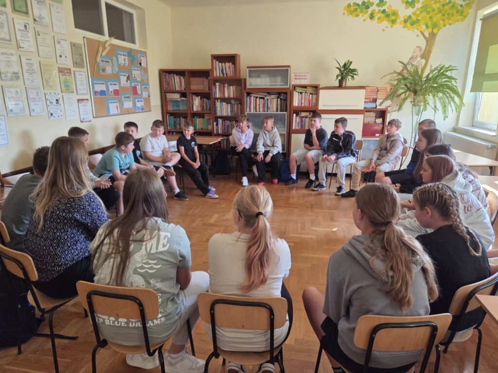 545358299 786978543722433 5953628971835175803 n