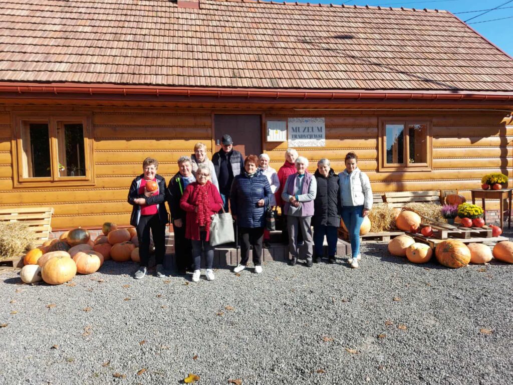 559179035 868192755533210 7523981977982368835 n