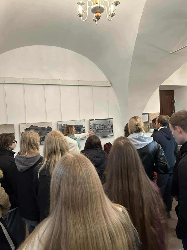 559904923 1371798381616405 7937311433478092595 n