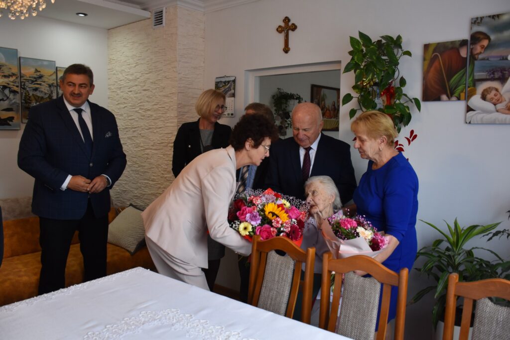 560292018 1262205735950259 691615897357543801 n