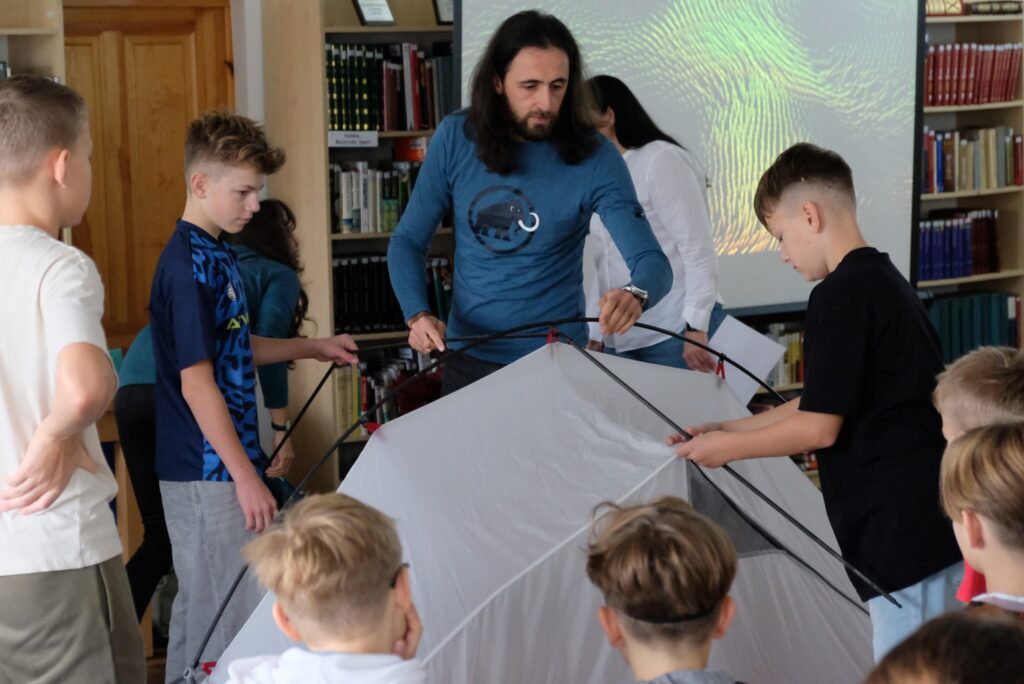 561277282 815462074761072 7004898469075894062 n