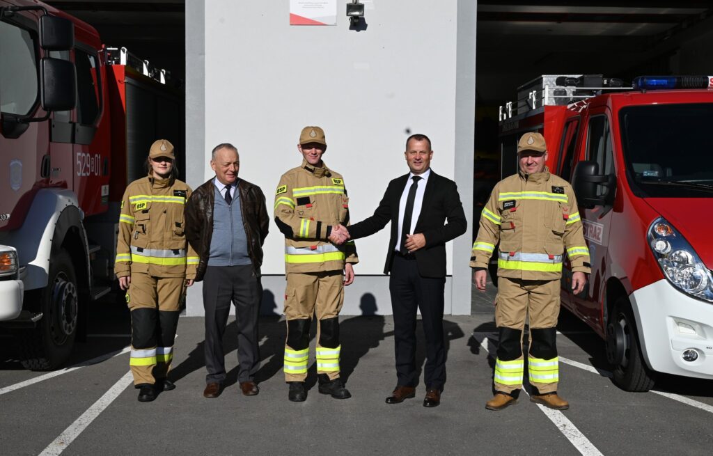 574962086 1217751693719315 1495583273127883815 n