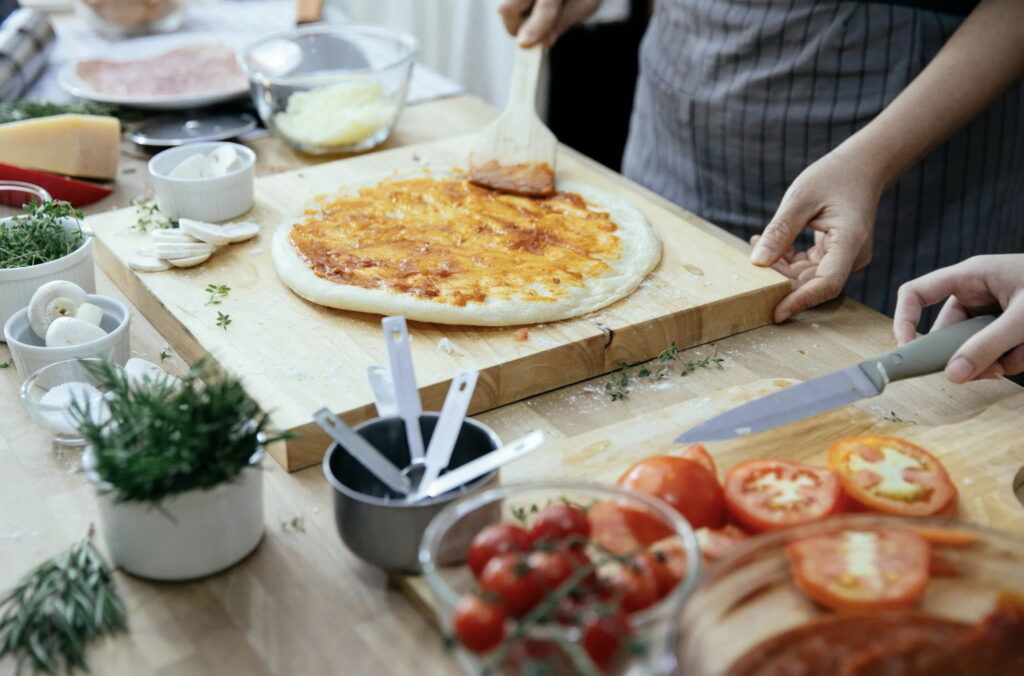 Domowa pizza na jesien przepis MSM Monki