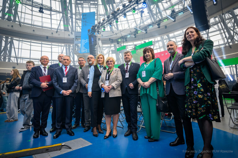 580111050 1208424711102378 3298623362071559360 n