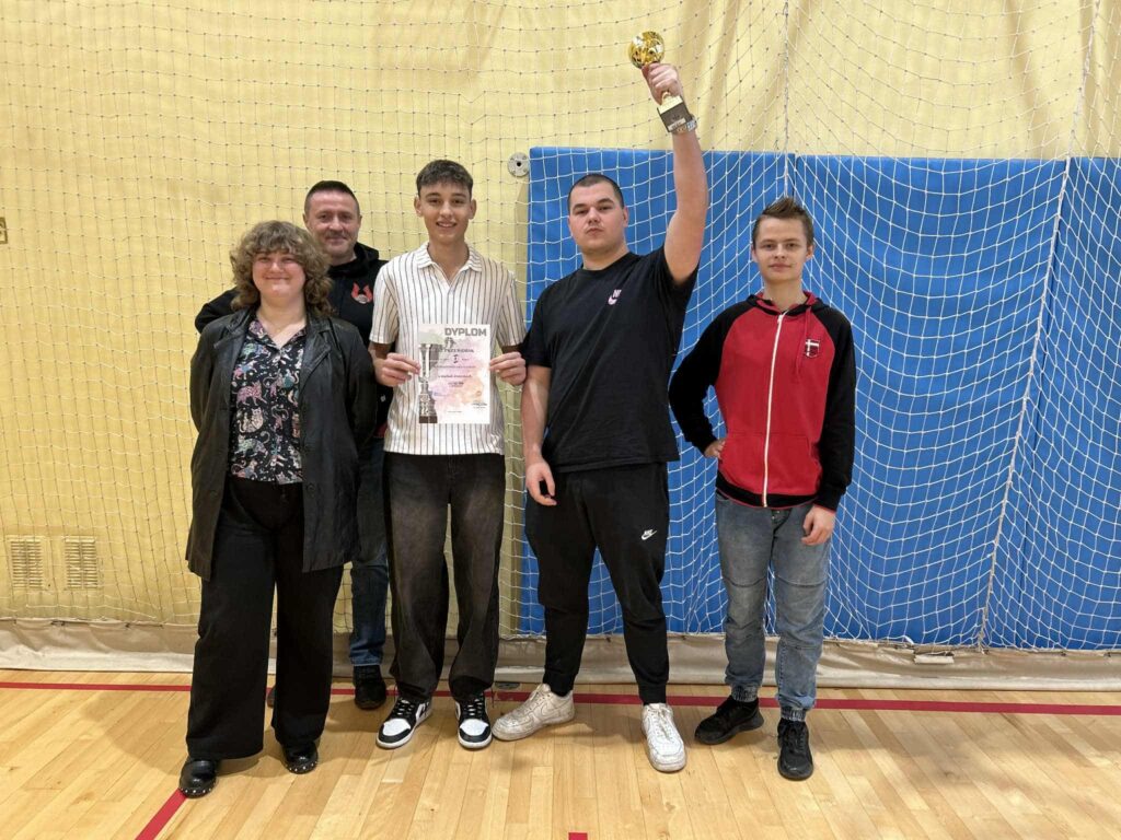 581932499 1172187101644631 4538830238975388508 n