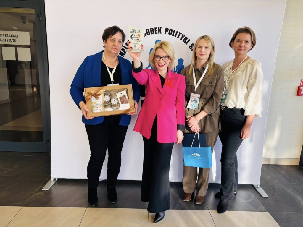 584733437 801747922678191 7745105237984341535 n