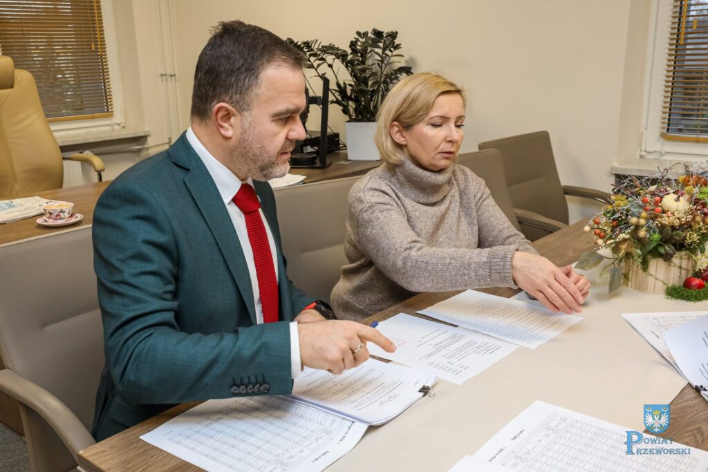 Znamy Projekt Budżetu Powiatu Przeworskiego Na 2026 Rok. Na Inwestycje Zaplanowano Prawie 22 Mln Zł 1 585217614 1159971733003948 2205583367209465448 N