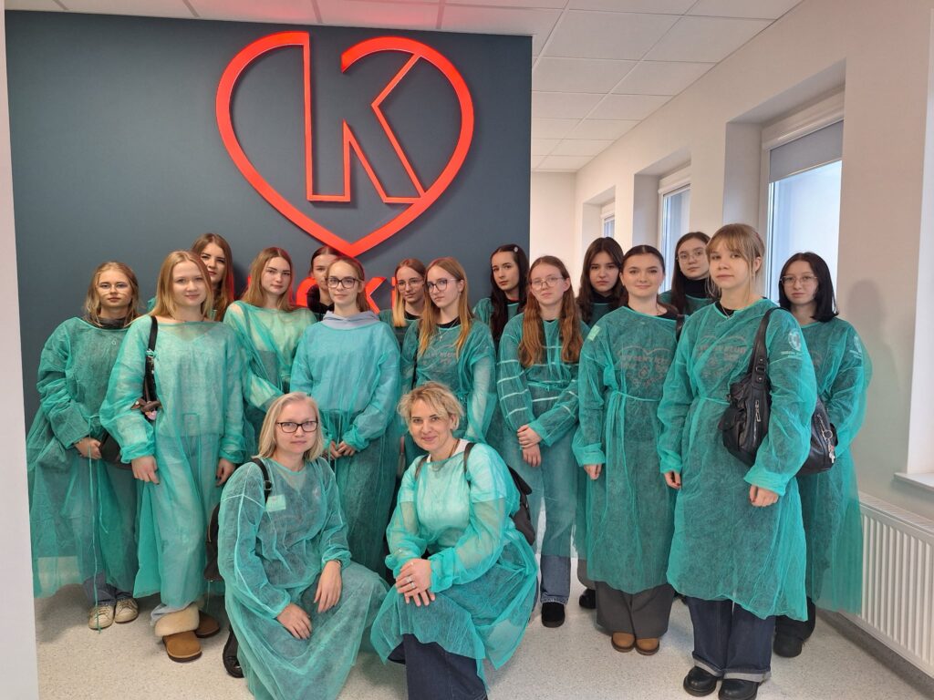 588541451 1418359546960288 8337242886065351624 n