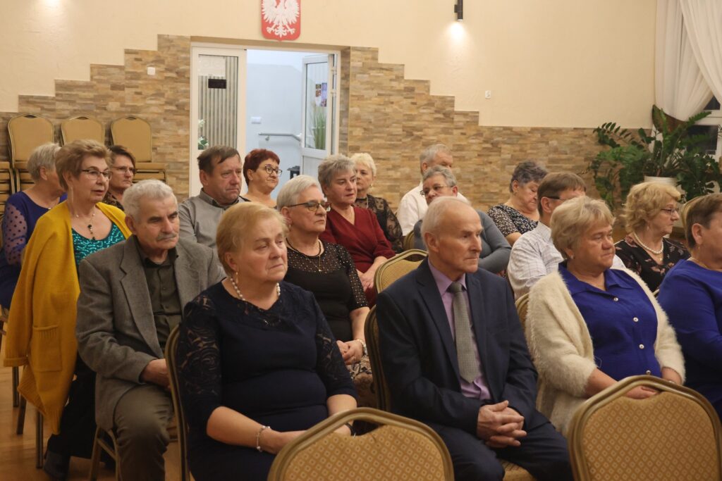 588769365 1165475372453584 7779438253797865917 n