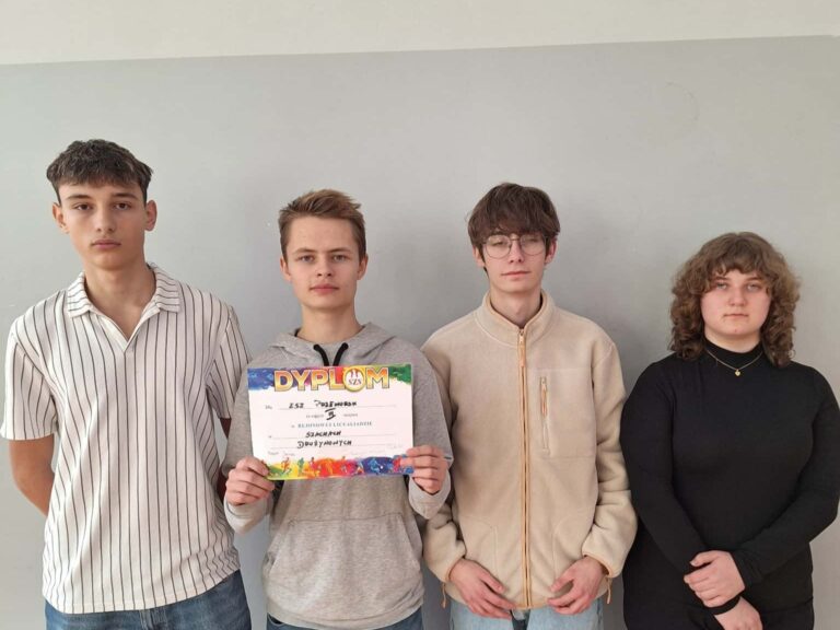 589819163 1180820744114600 3976091914576280833 n1