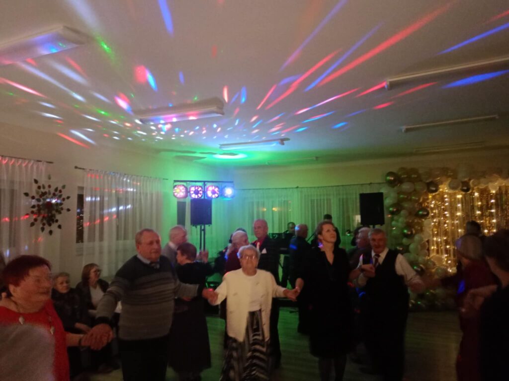 592107671 1514761946357395 1391324154509489302 n