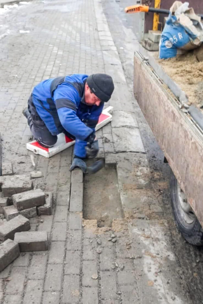 594494092 877942078257649 3494425110180978727 N