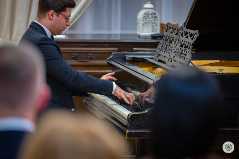 597268099 122146432610416608 6342320599305187850 n