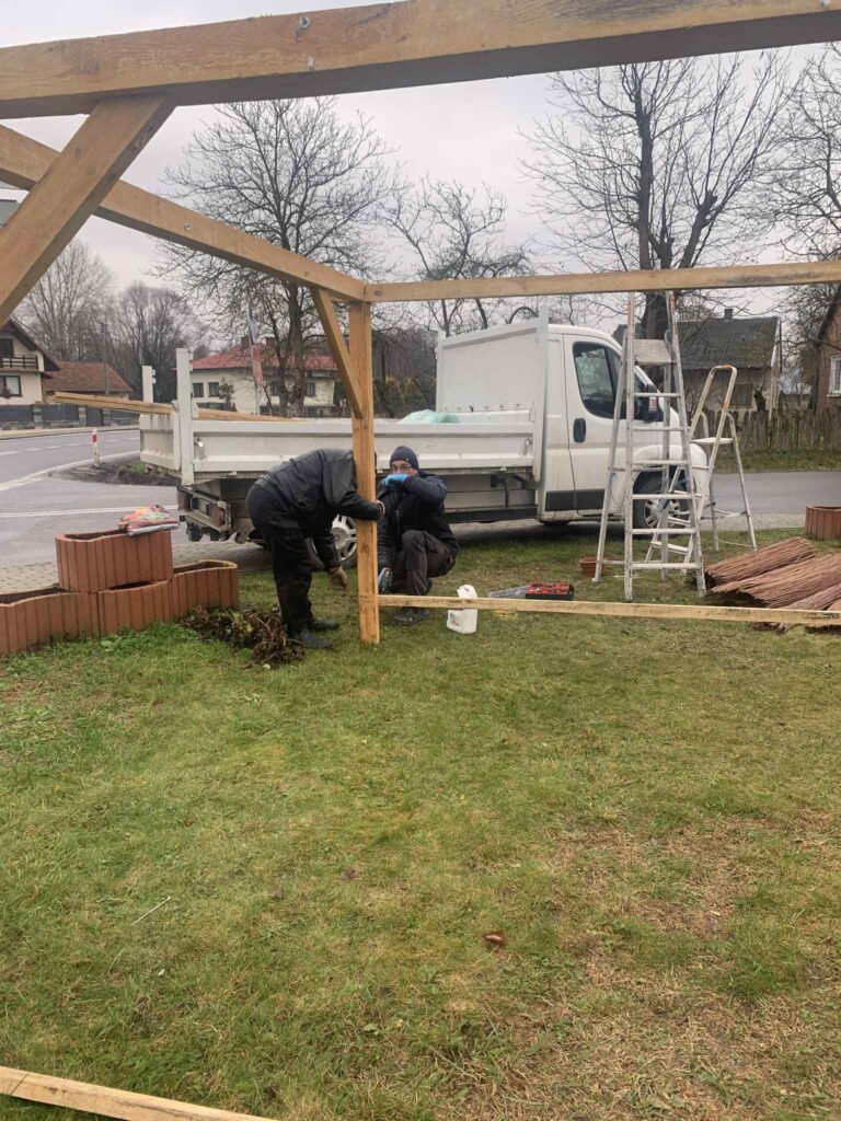 598684211 122275117862219523 7103276574167291457 n