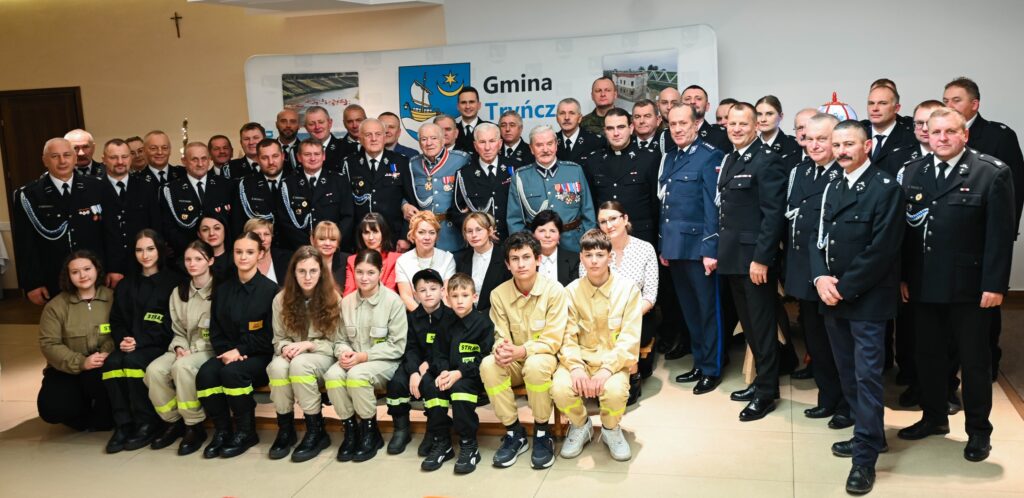 600368900 1254047493423068 2253292300749382897 n