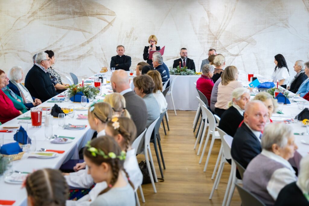 605348017 827385250114458 944590371879417923 n