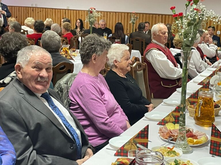 614756910 122148173708416608 4076089328211403628 n